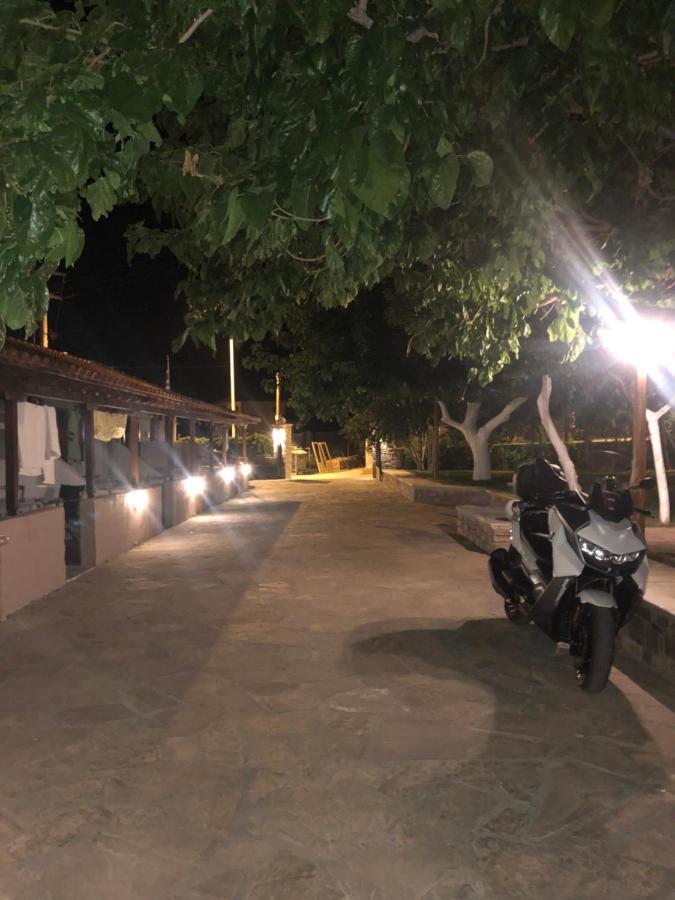 Gregory'S Village Platy Exterior photo